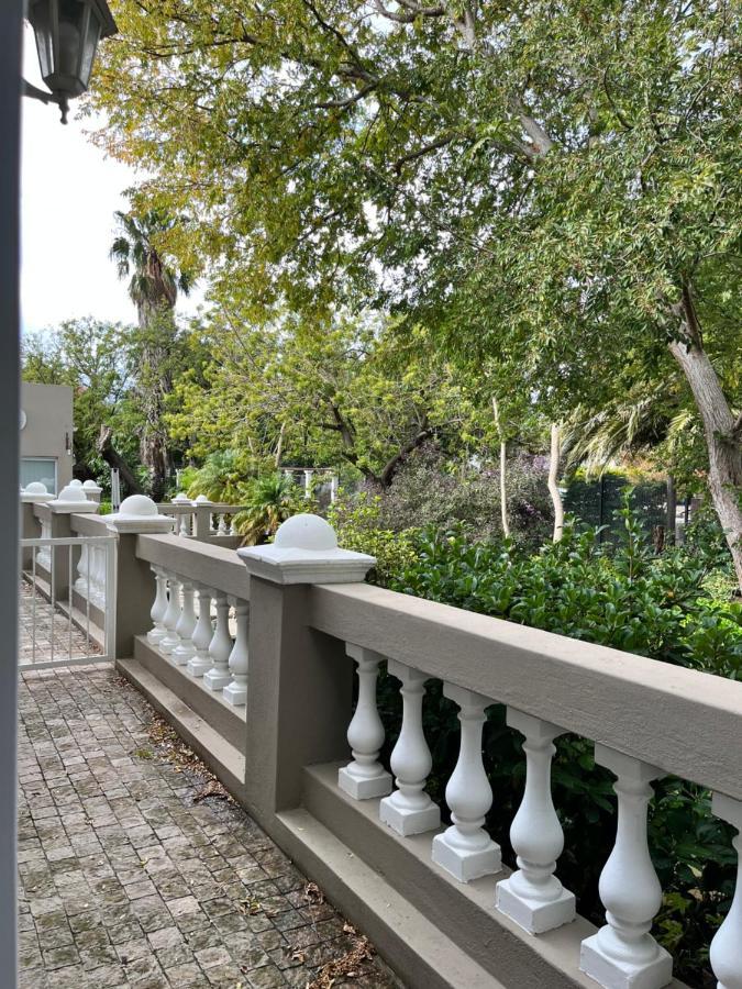 Somerset West Garden Apartments 1 Zewnętrze zdjęcie